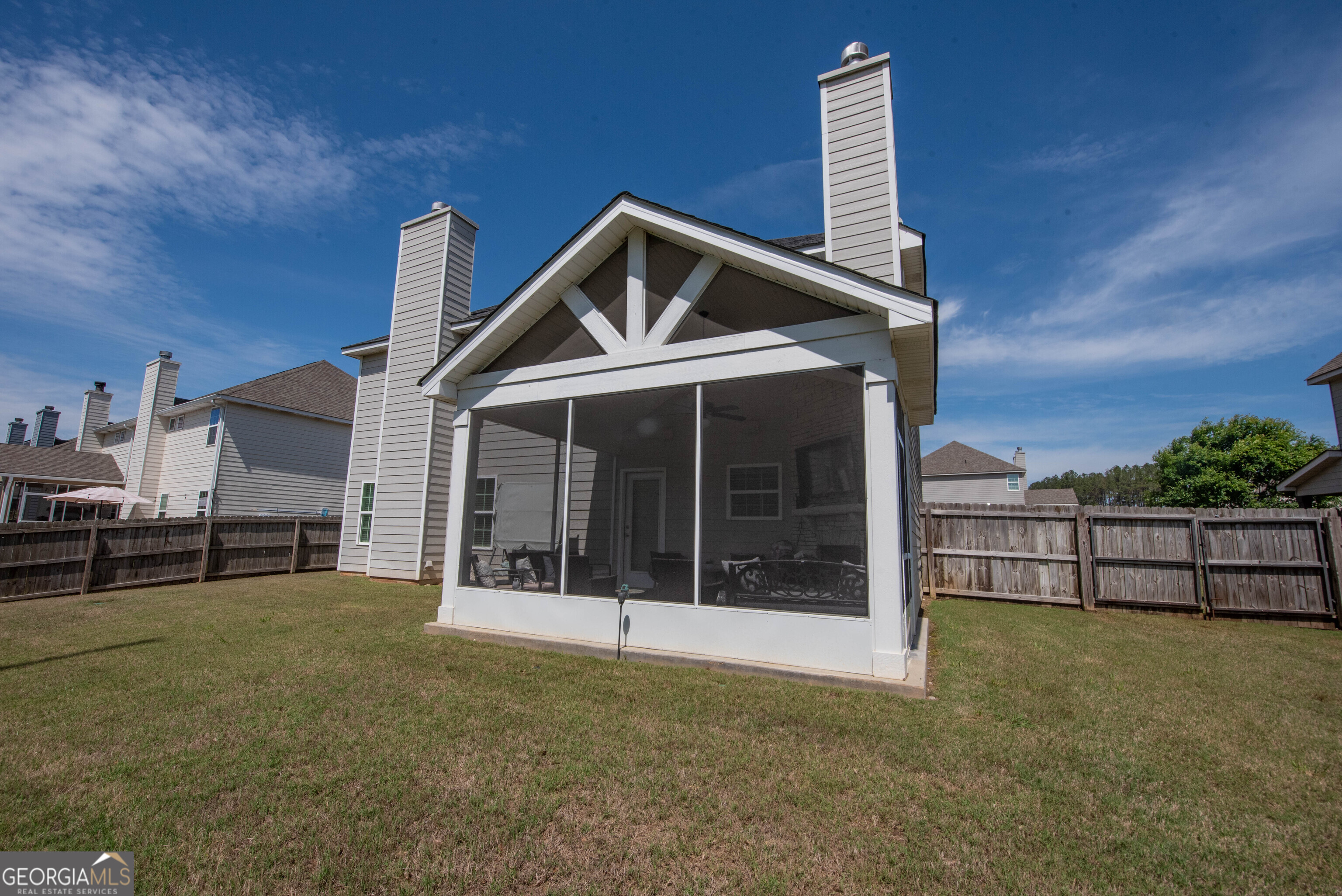 125 Amberley Court Property Photo 54