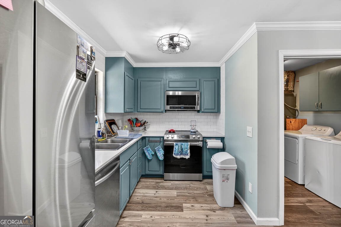 33 Warren Avenue Property Photo 5