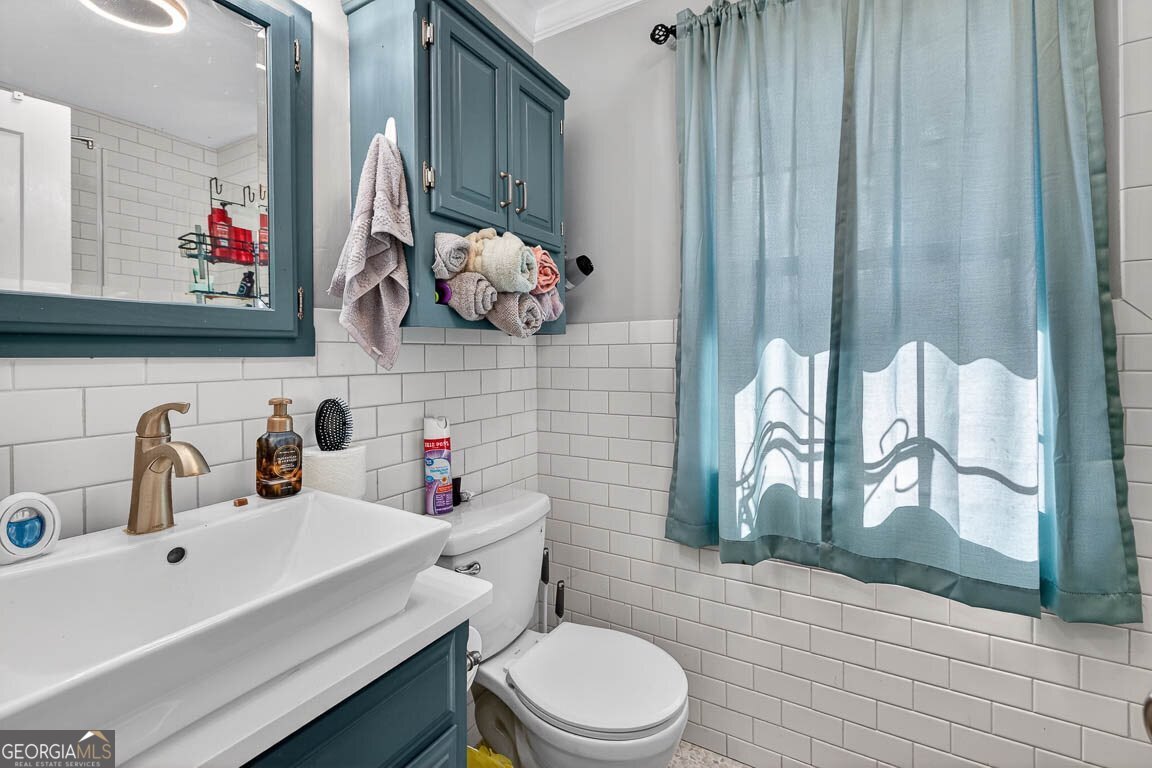 33 Warren Avenue Property Photo 12