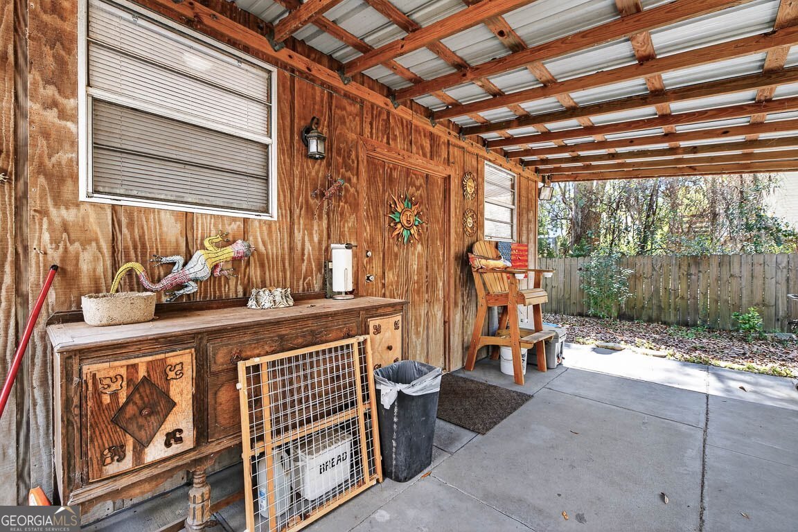 33 Warren Avenue Property Photo 23