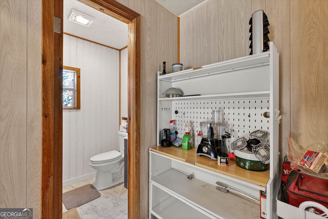 33 Warren Avenue Property Photo 28