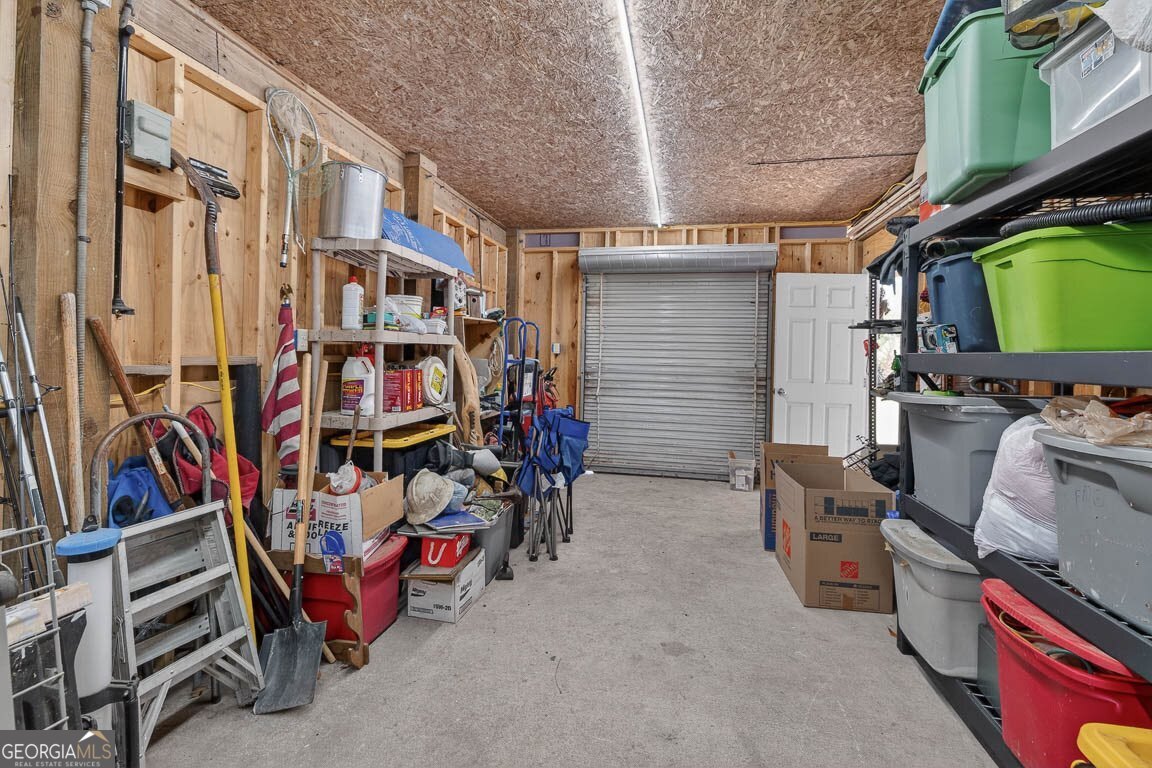 33 Warren Avenue Property Photo 32