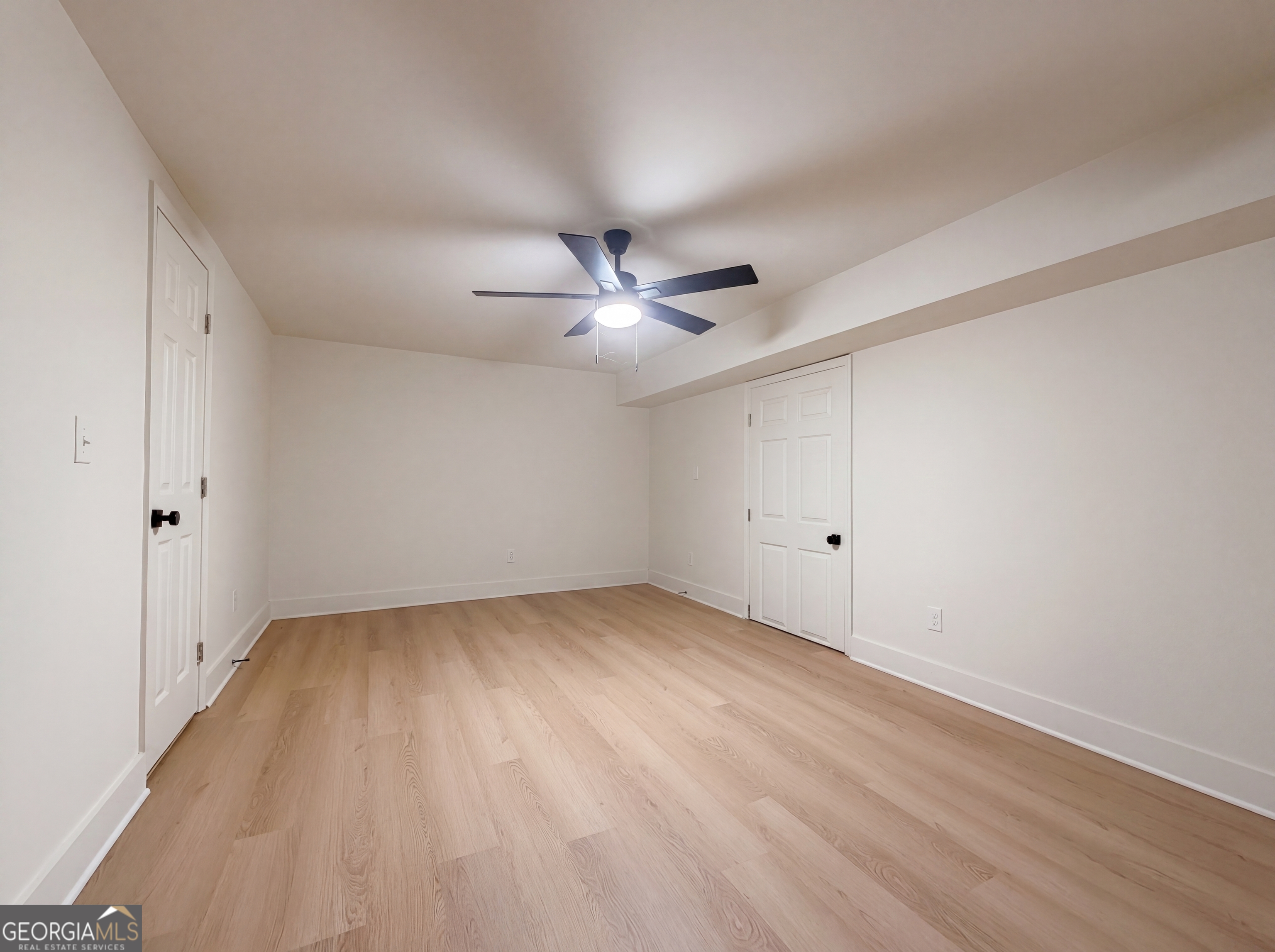 4747 Nelda Drive Property Photo 12