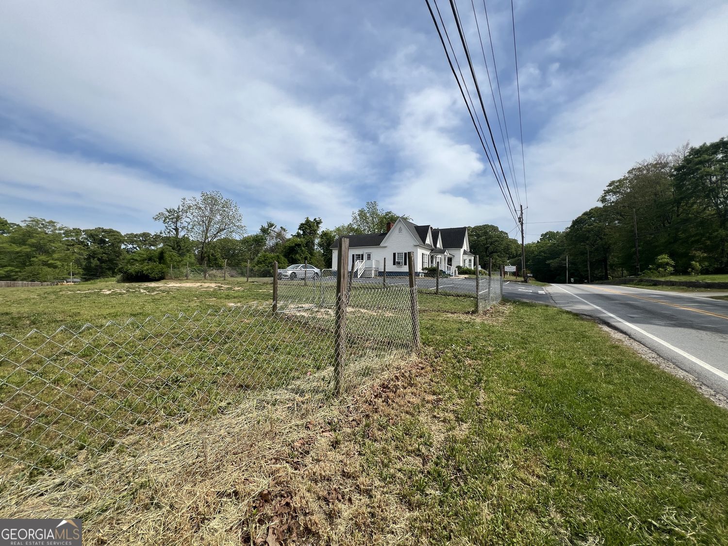 6704 S Sweetwater Road Property Photo 1