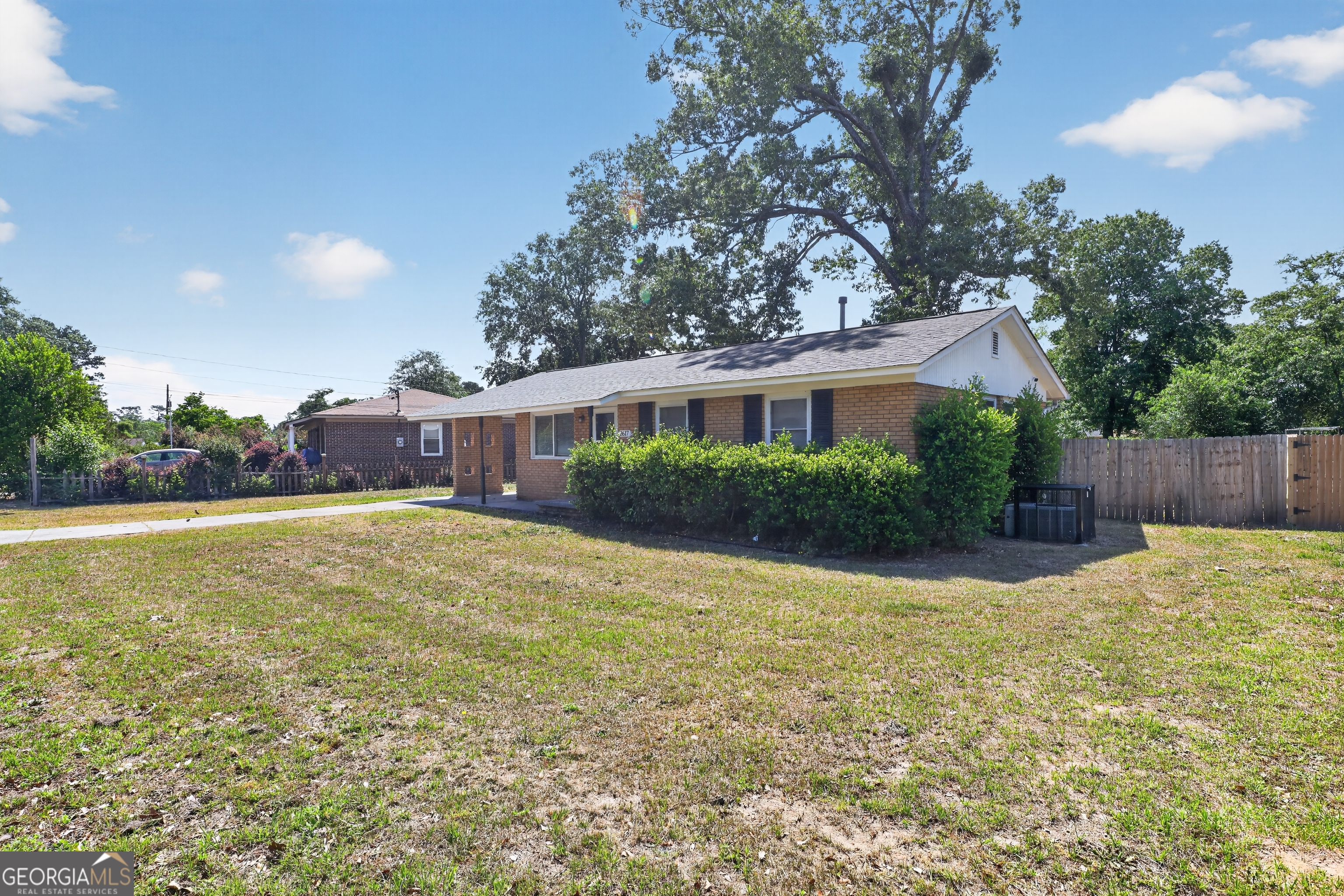 2617 Blueberry Drive Property Photo 3