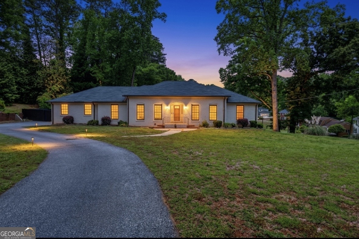3450 Old Fairburn Road Property Photo 5