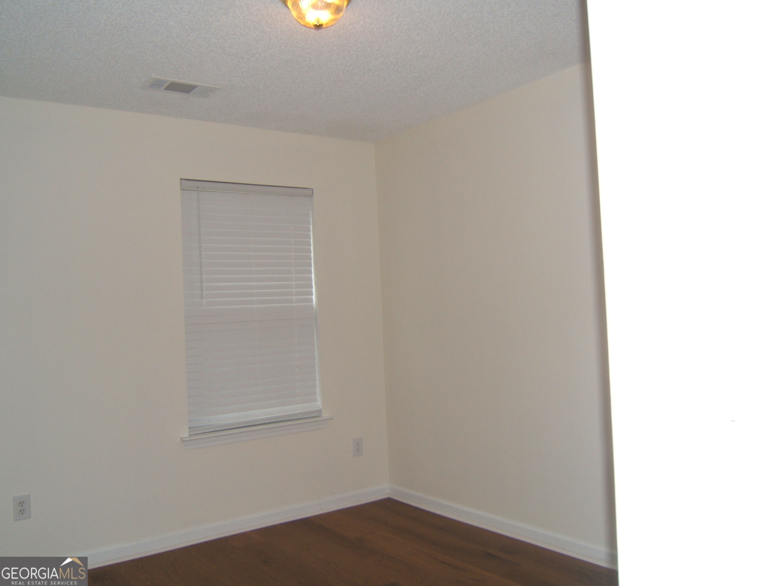 7202 Georges Way Property Photo 10