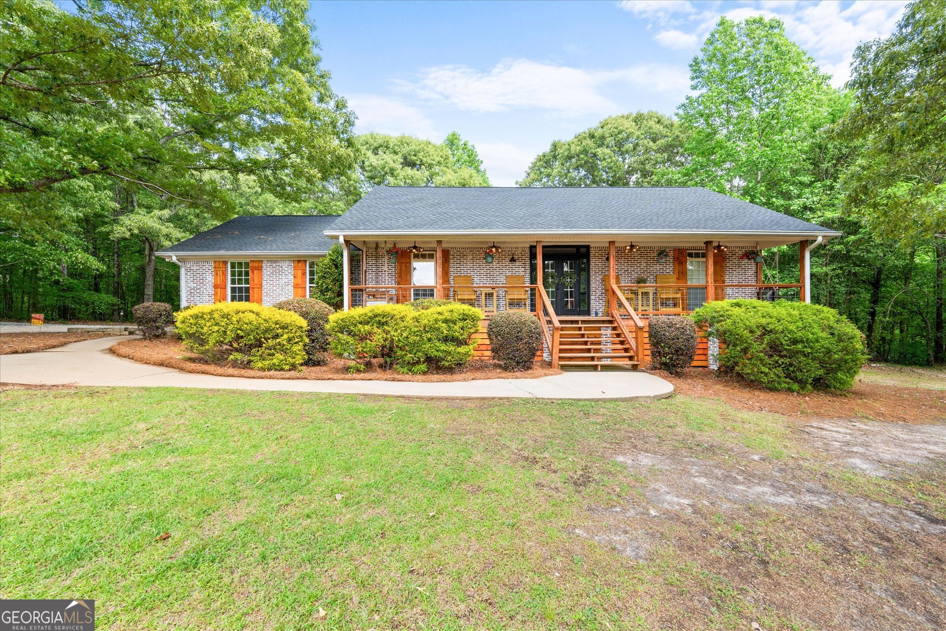 6540 Post Road Property Photo 1