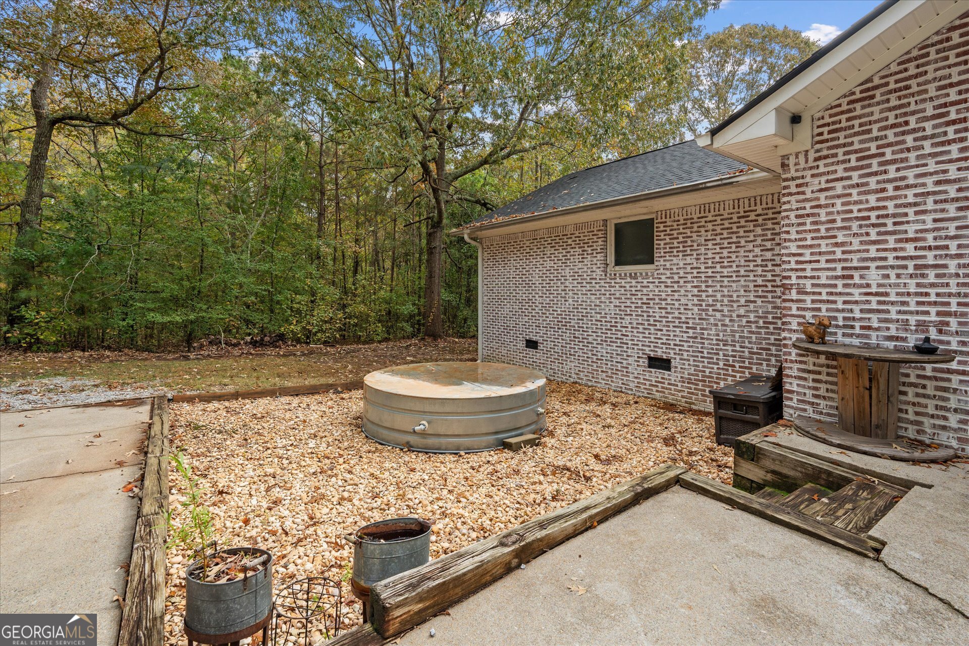 6540 Post Road Property Photo 36