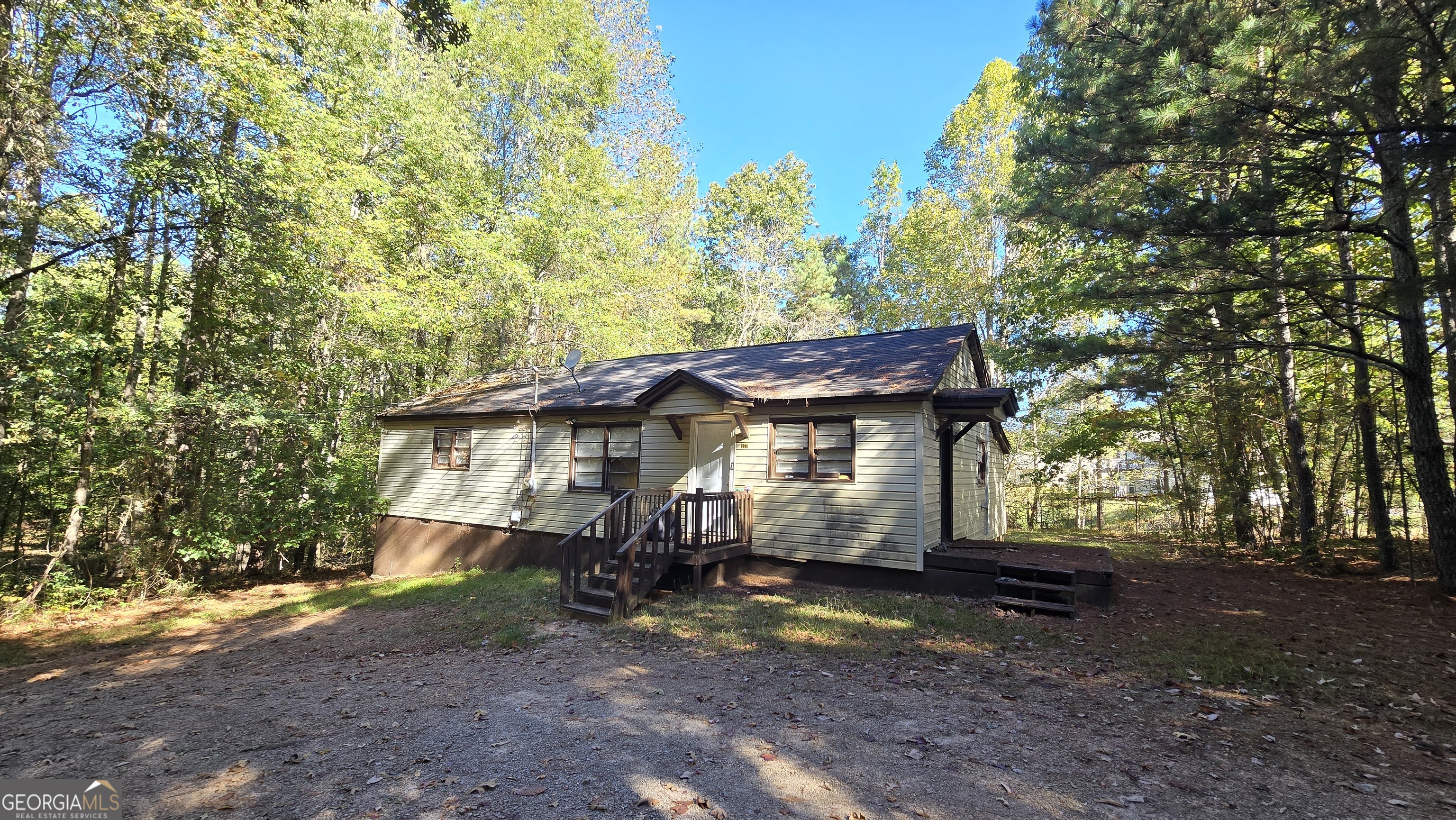 377 Dock Hyde Road Property Photo 4