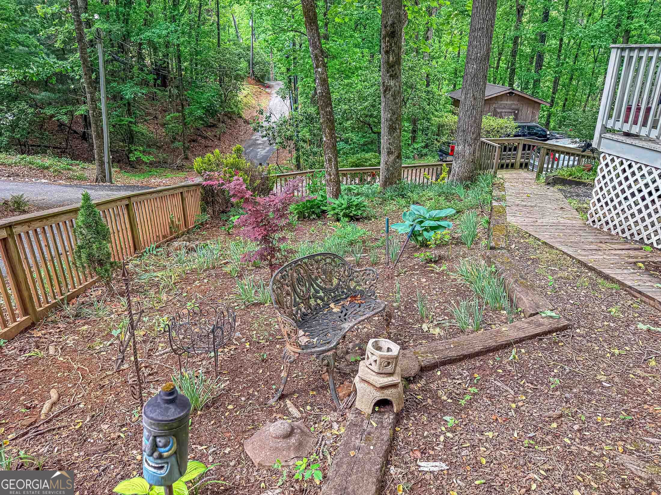 407 Hillside Drive Property Photo 5