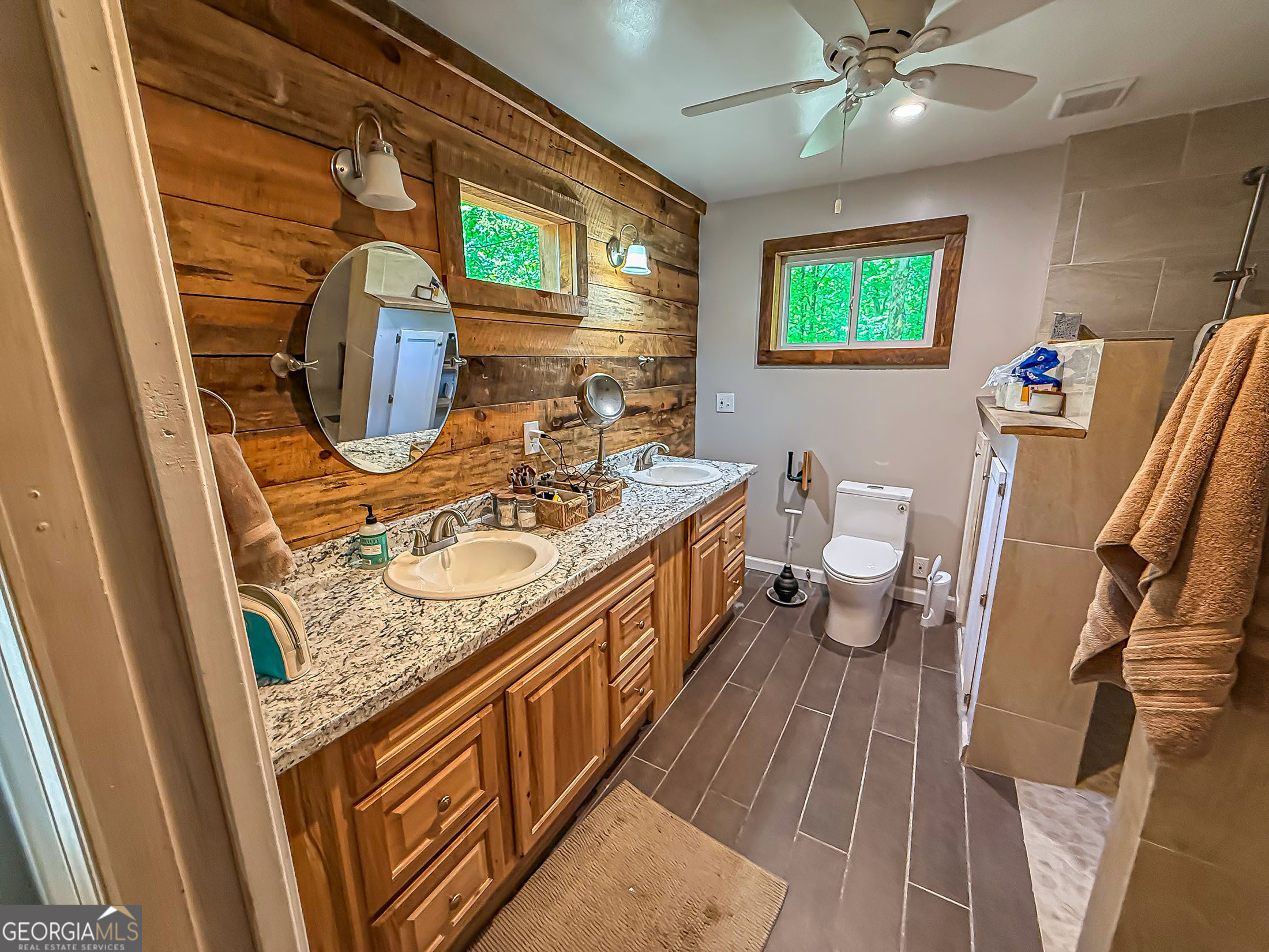 407 Hillside Drive Property Photo 23