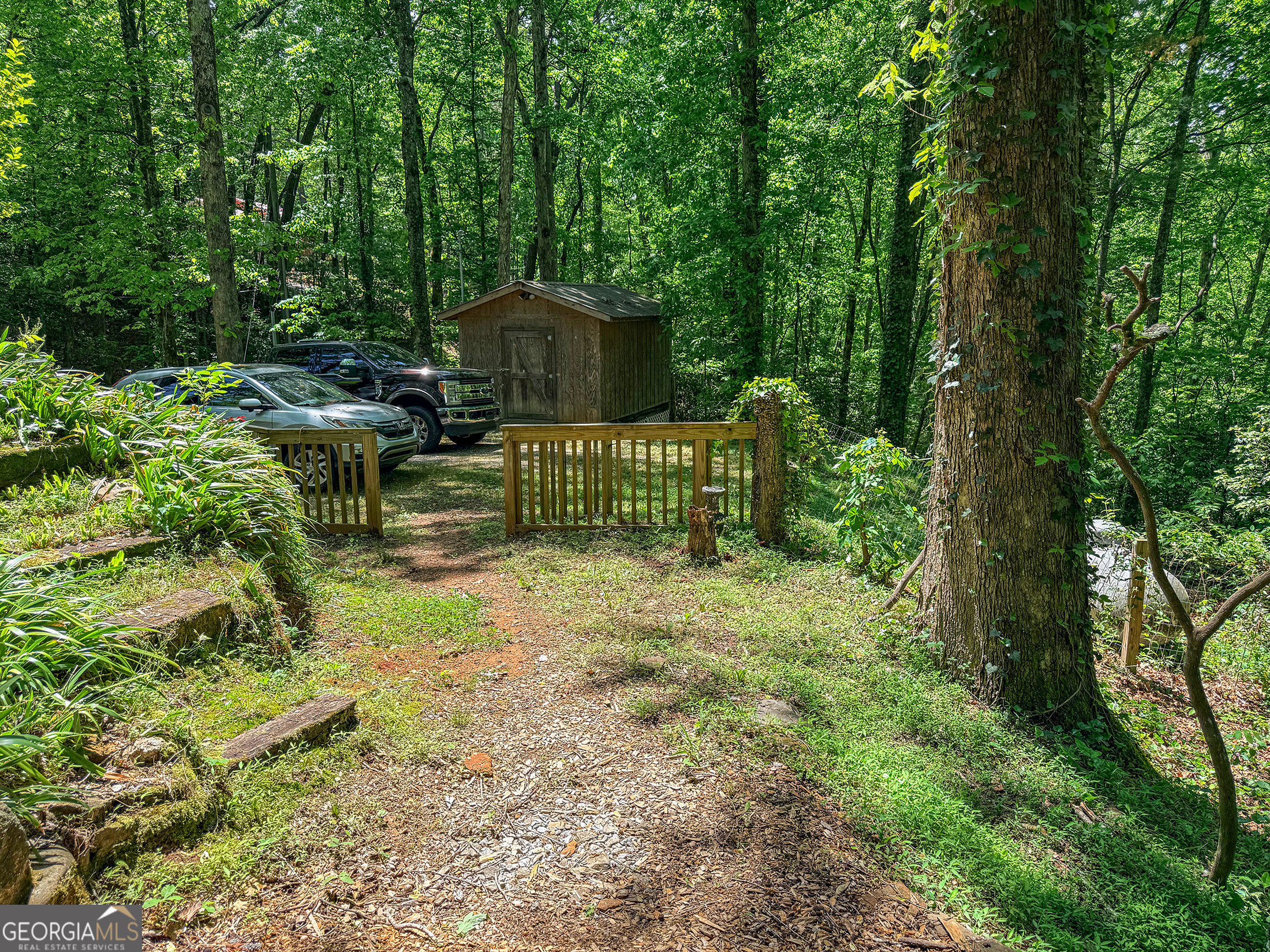 407 Hillside Drive Property Photo 44