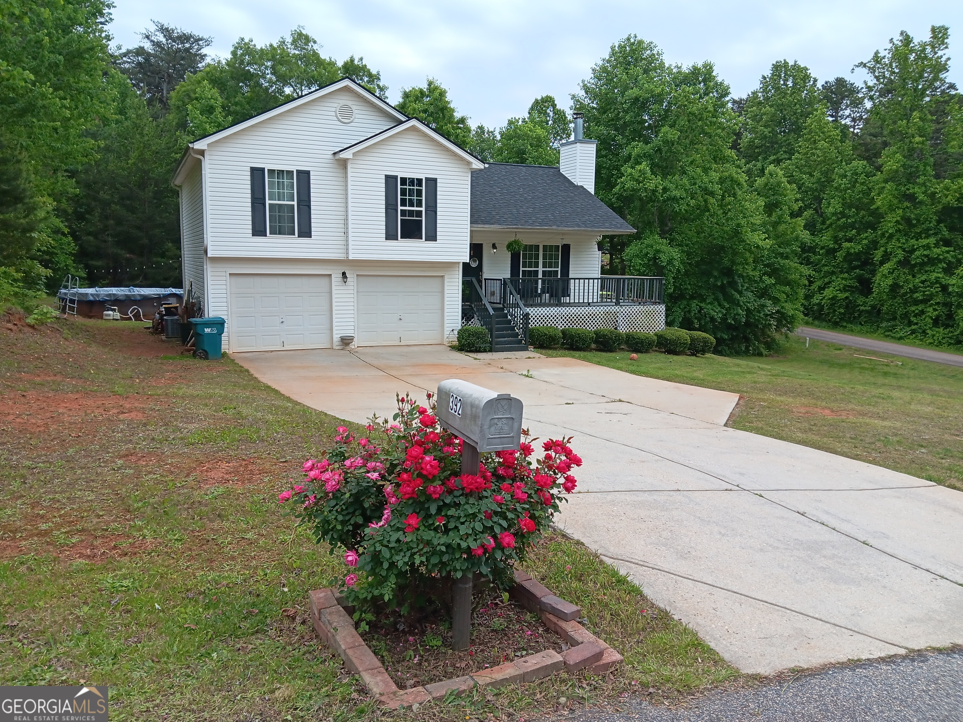 392 Ivy Hills Circle Property Photo 1