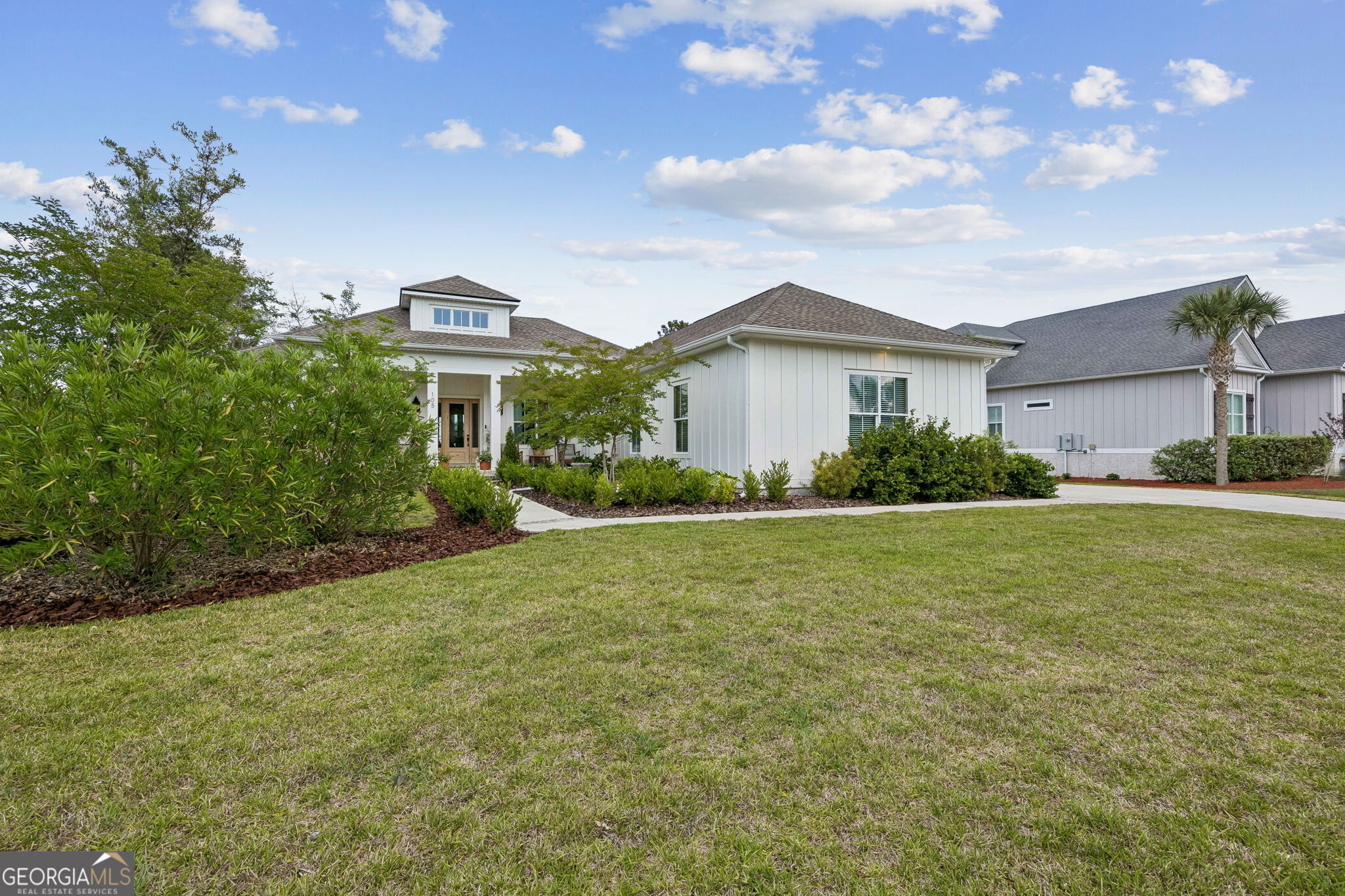 105 Carrington Court Property Photo 4