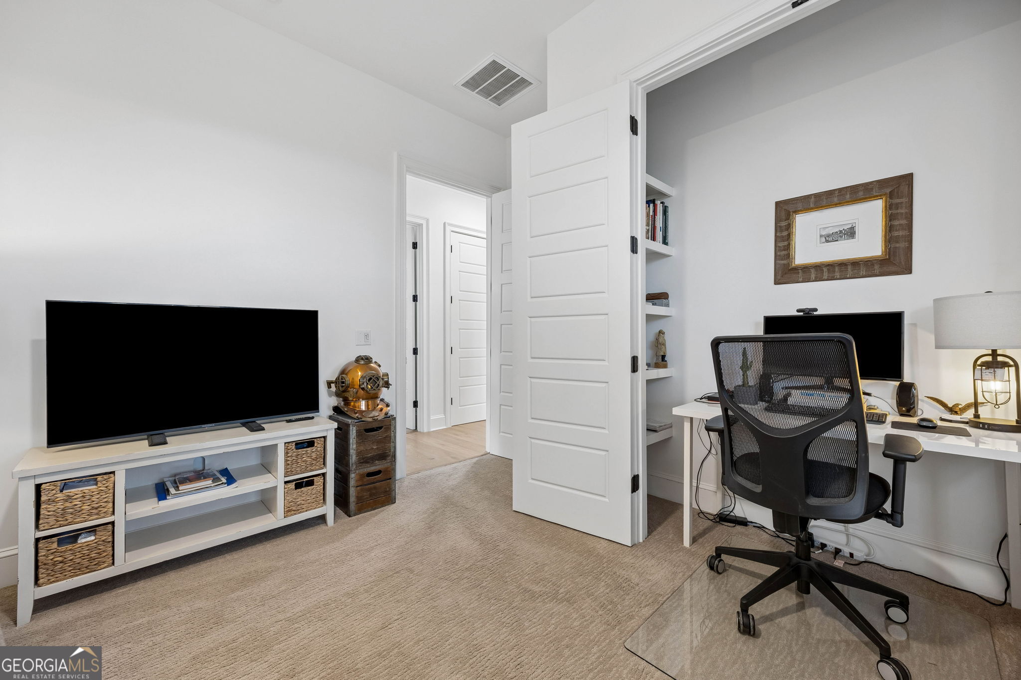 105 Carrington Court Property Photo 44