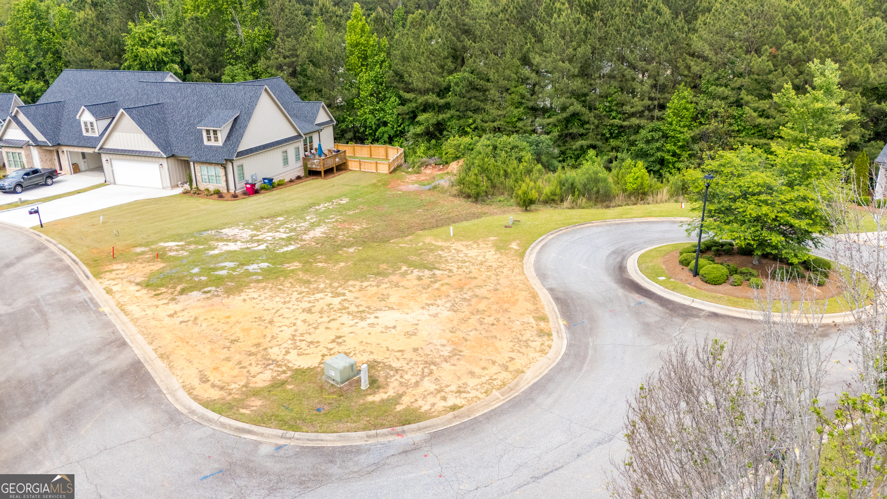 430 Leamington Lane Property Photo 1