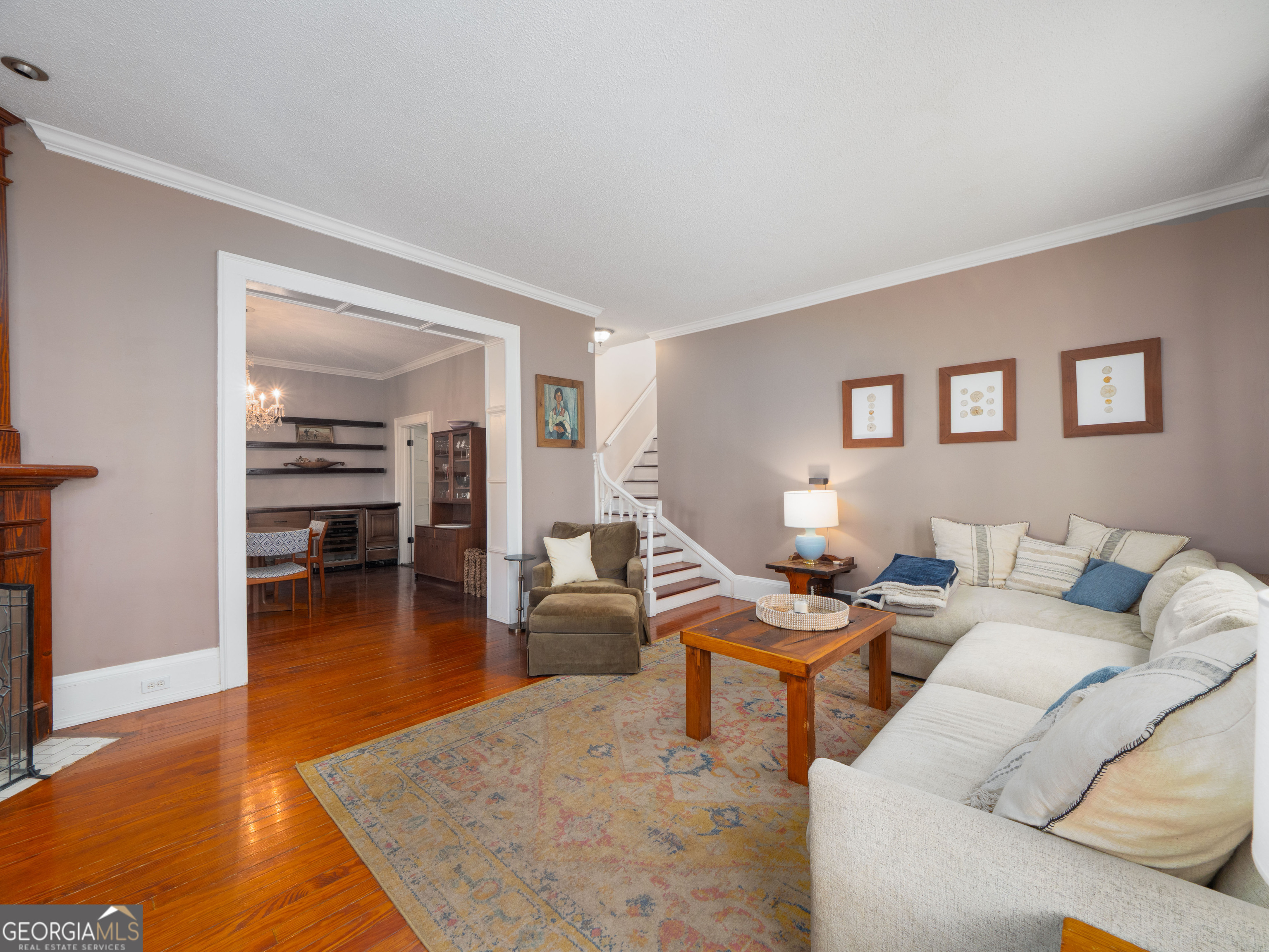 708 London Street Property Photo 8