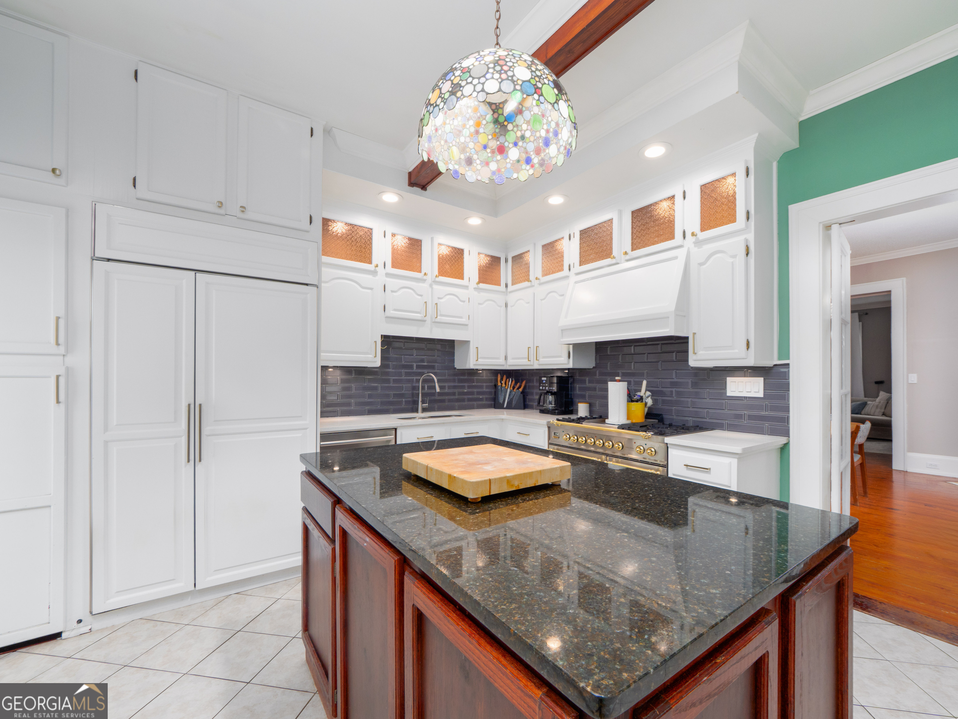 708 London Street Property Photo 17