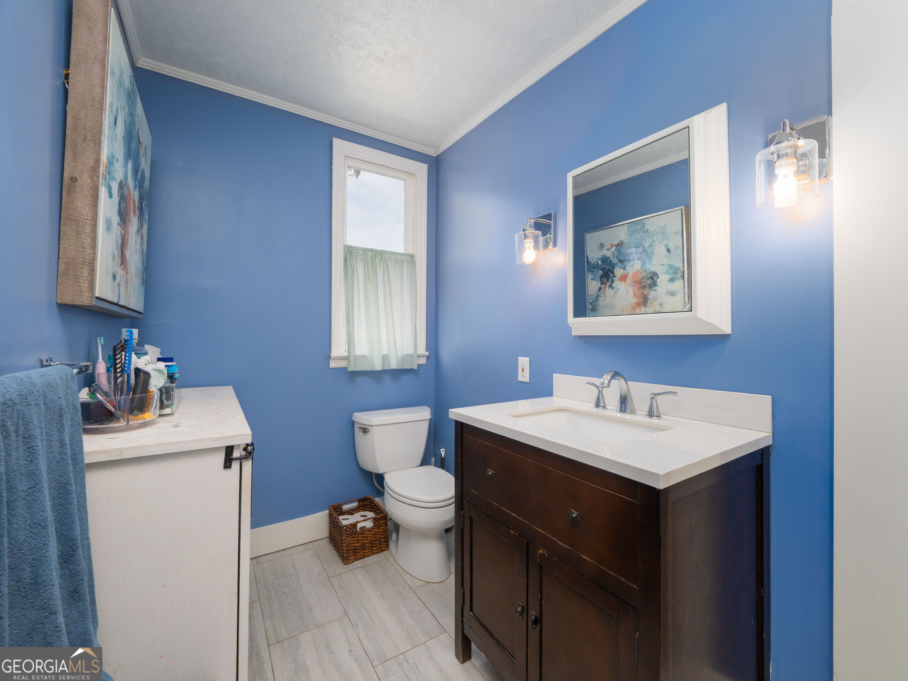 708 London Street Property Photo 35