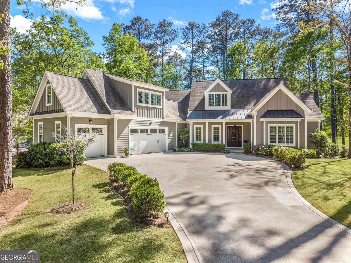1040 Quaker Ridge Road Property Photo 1