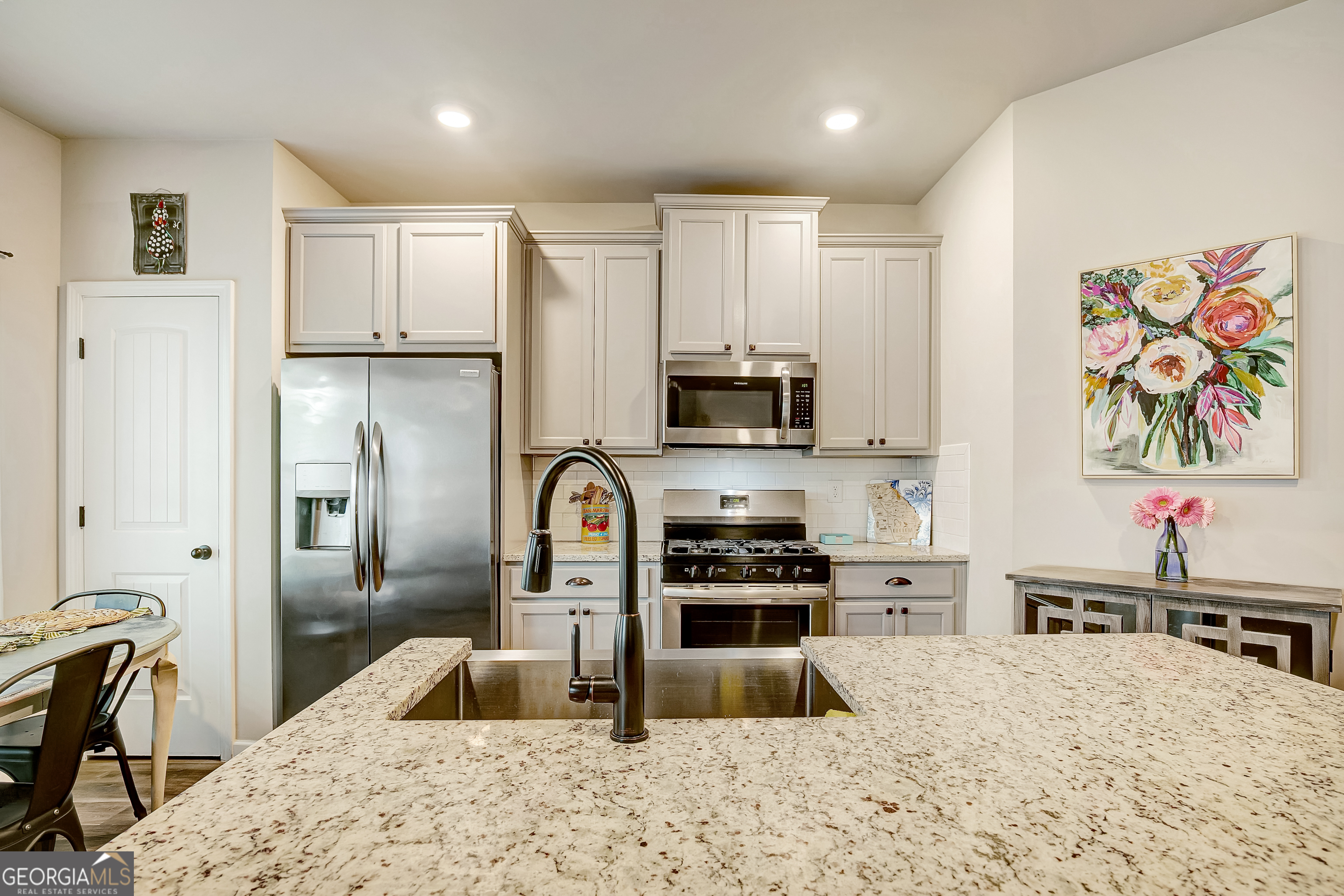 61 Pacific Avenue Property Photo 19