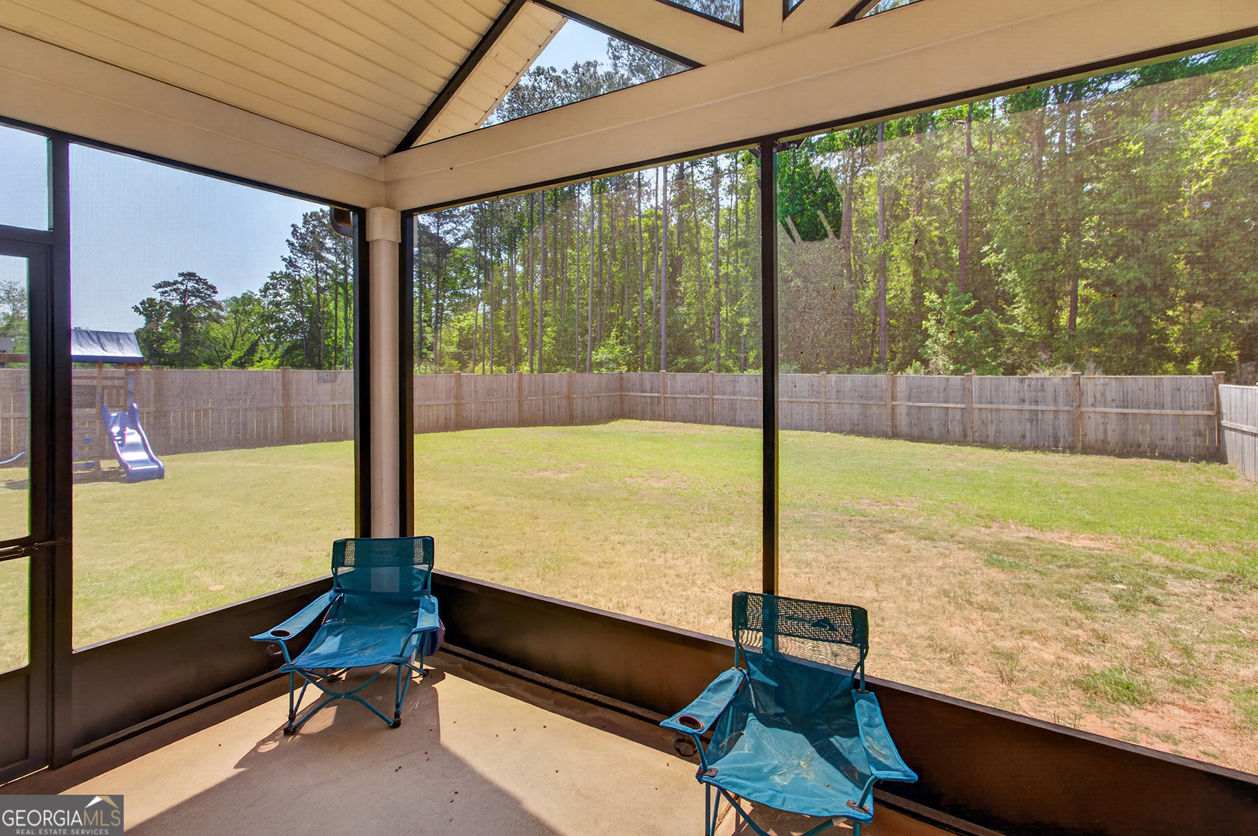 4343 Cornwall Drive Property Photo 33