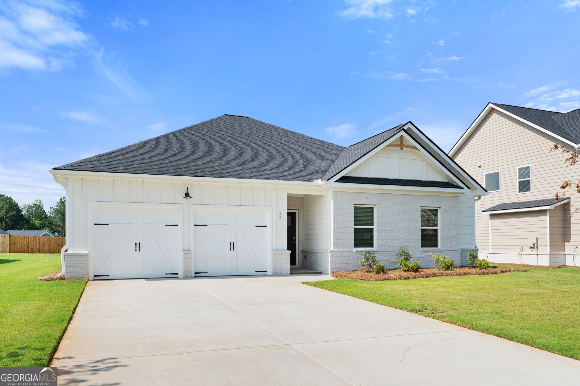 33 Faulkner Circle Property Photo 1