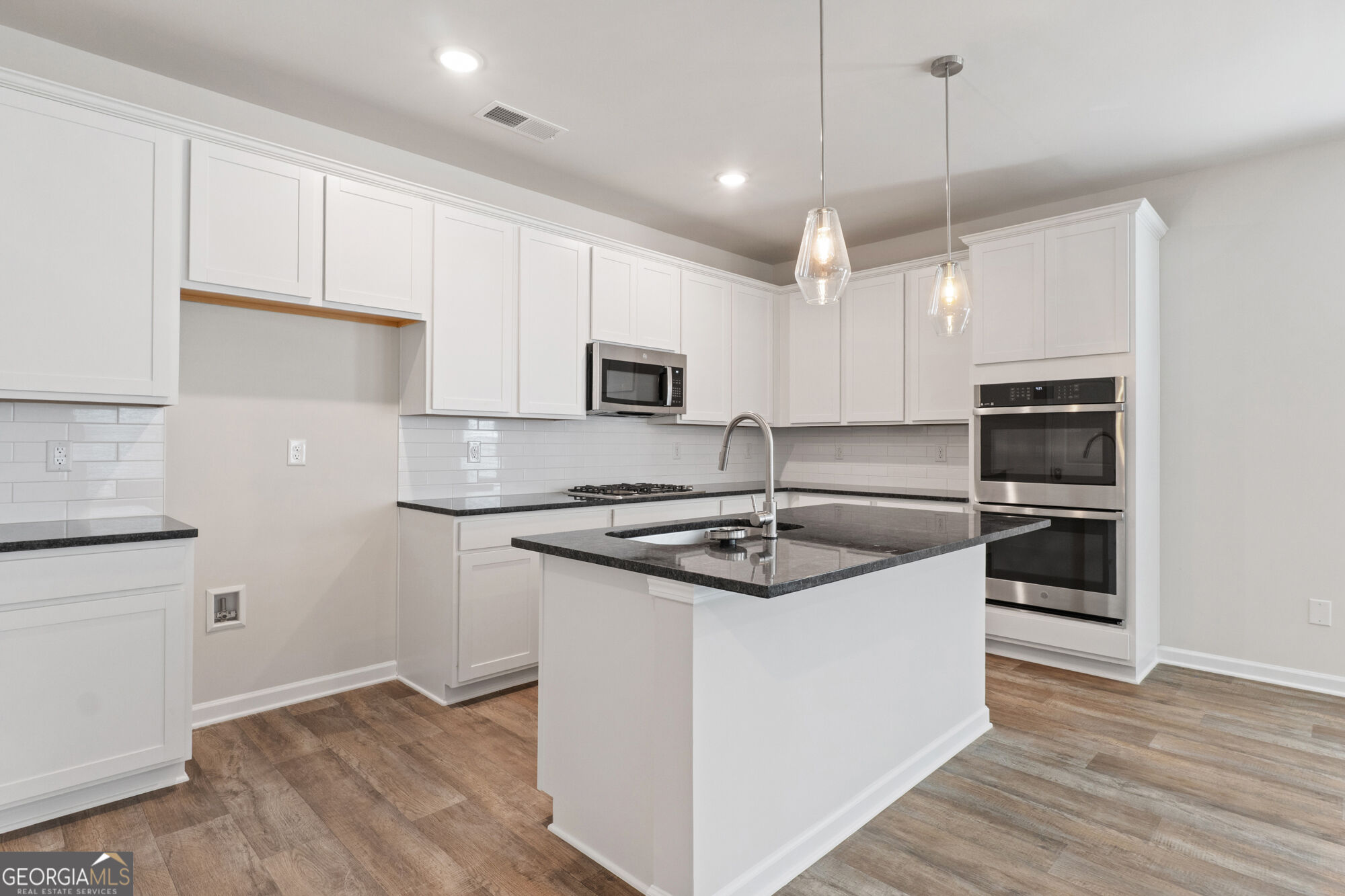 33 Faulkner Circle Property Photo 21