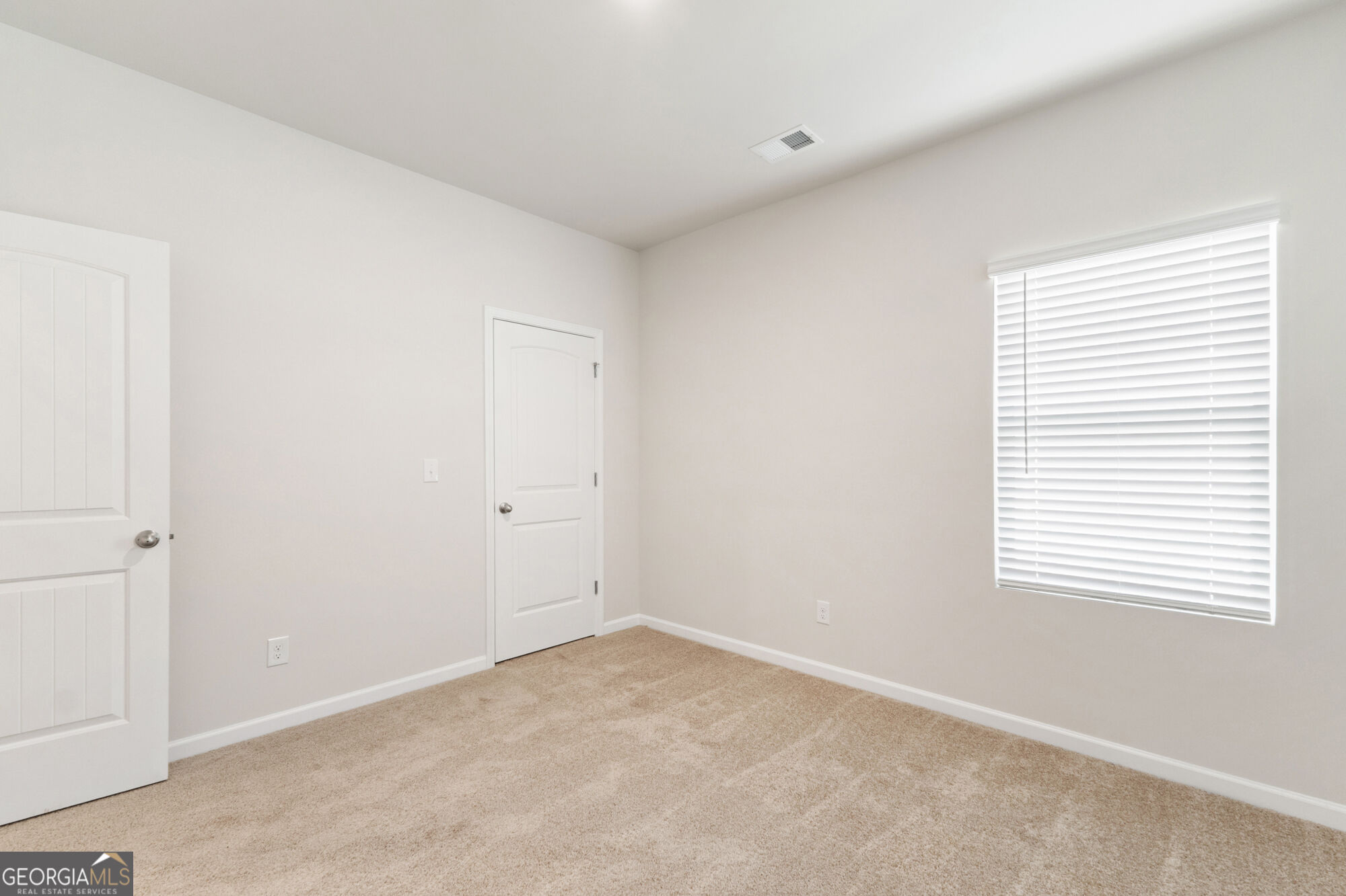 33 Faulkner Circle Property Photo 24