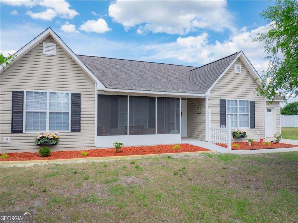 6663 Pine Ridge Circle Property Photo 1