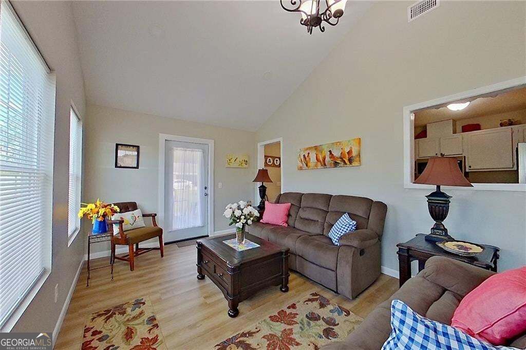 6663 Pine Ridge Circle Property Photo 24