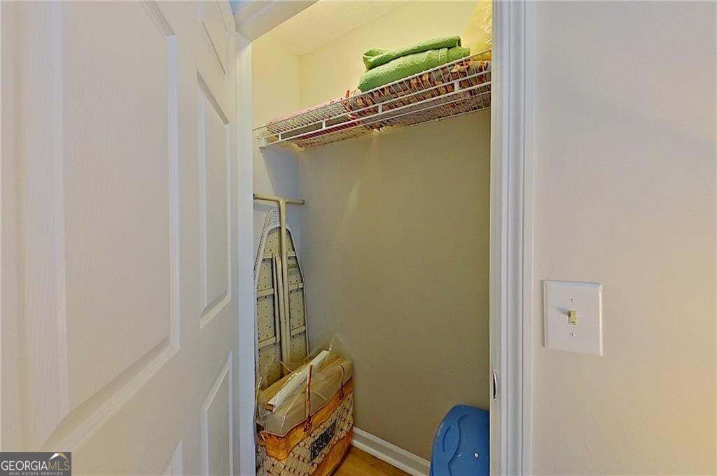 6663 Pine Ridge Circle Property Photo 33