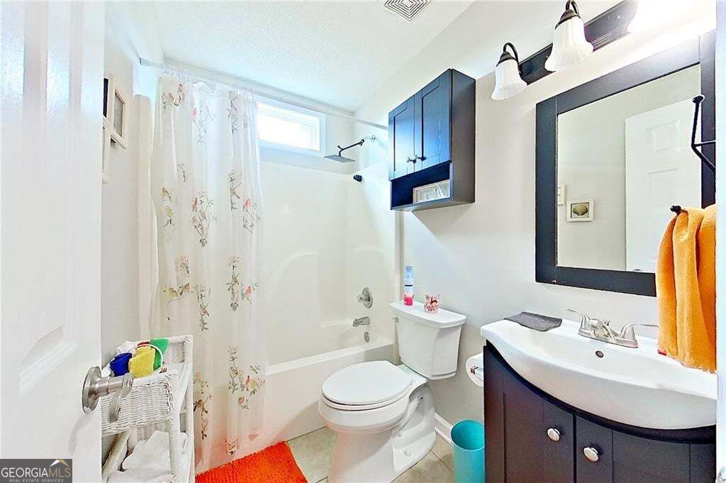 6663 Pine Ridge Circle Property Photo 37