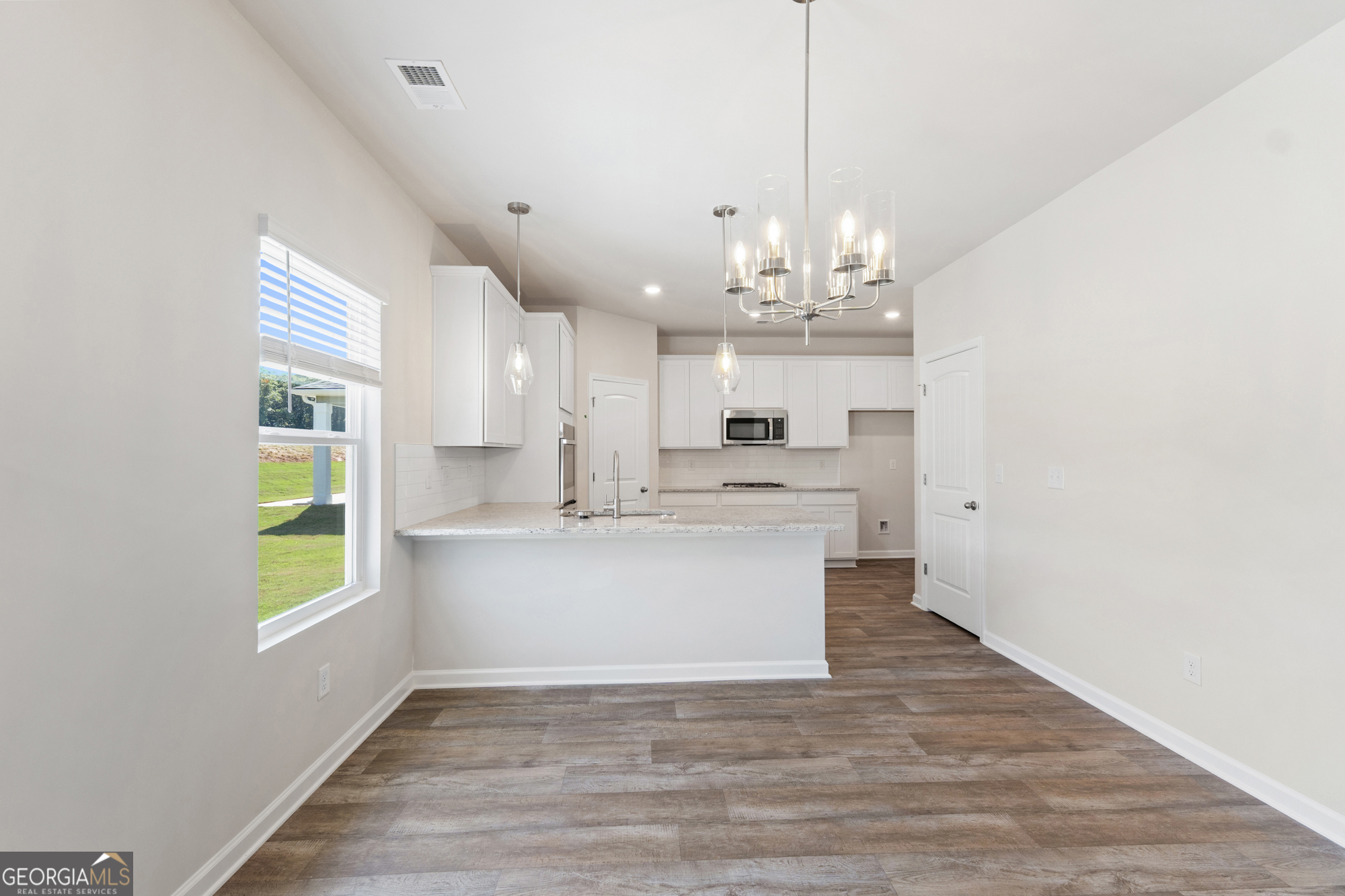36 Faulkner Circle Property Photo 8