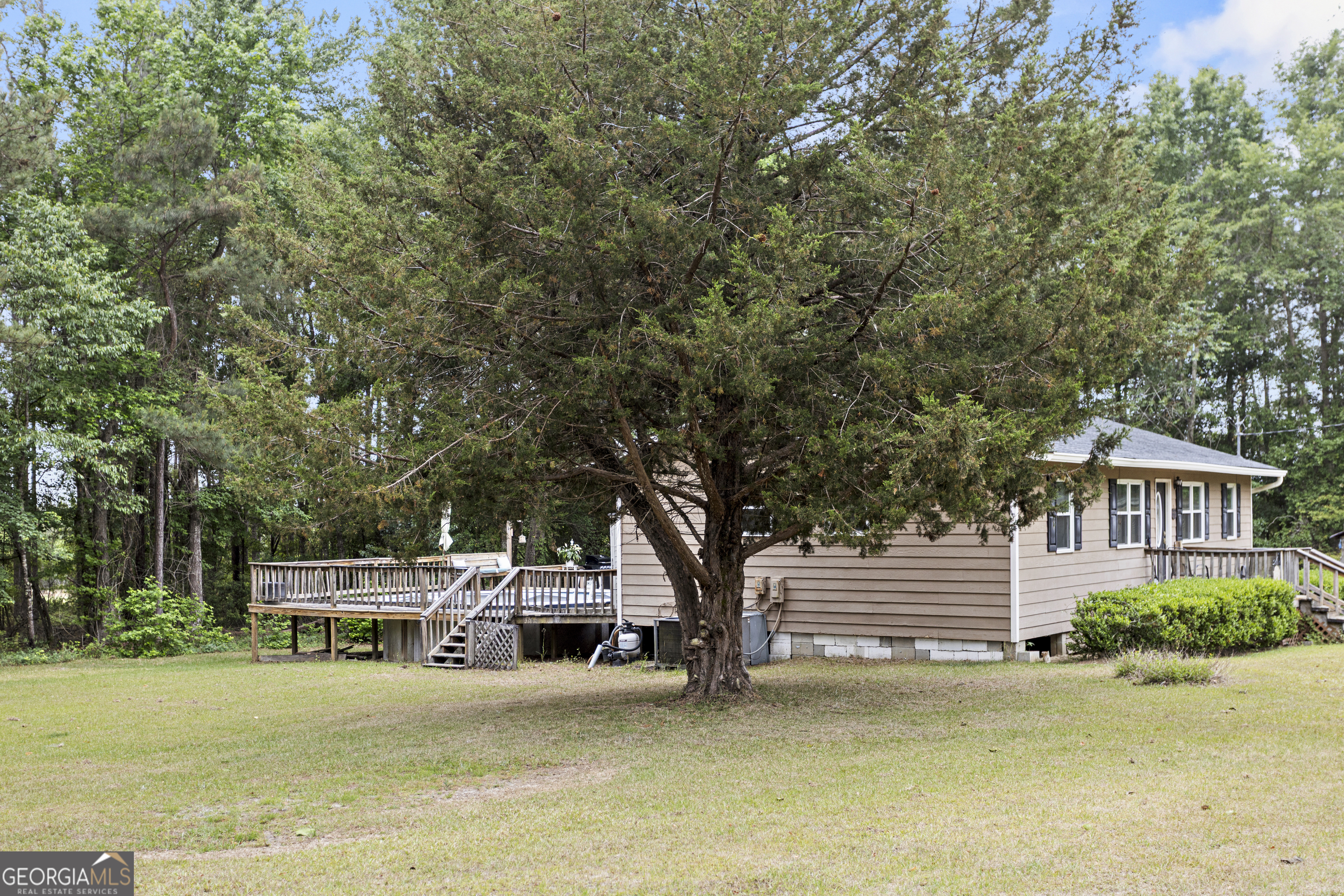 554 Rabitsch Road Property Photo 3