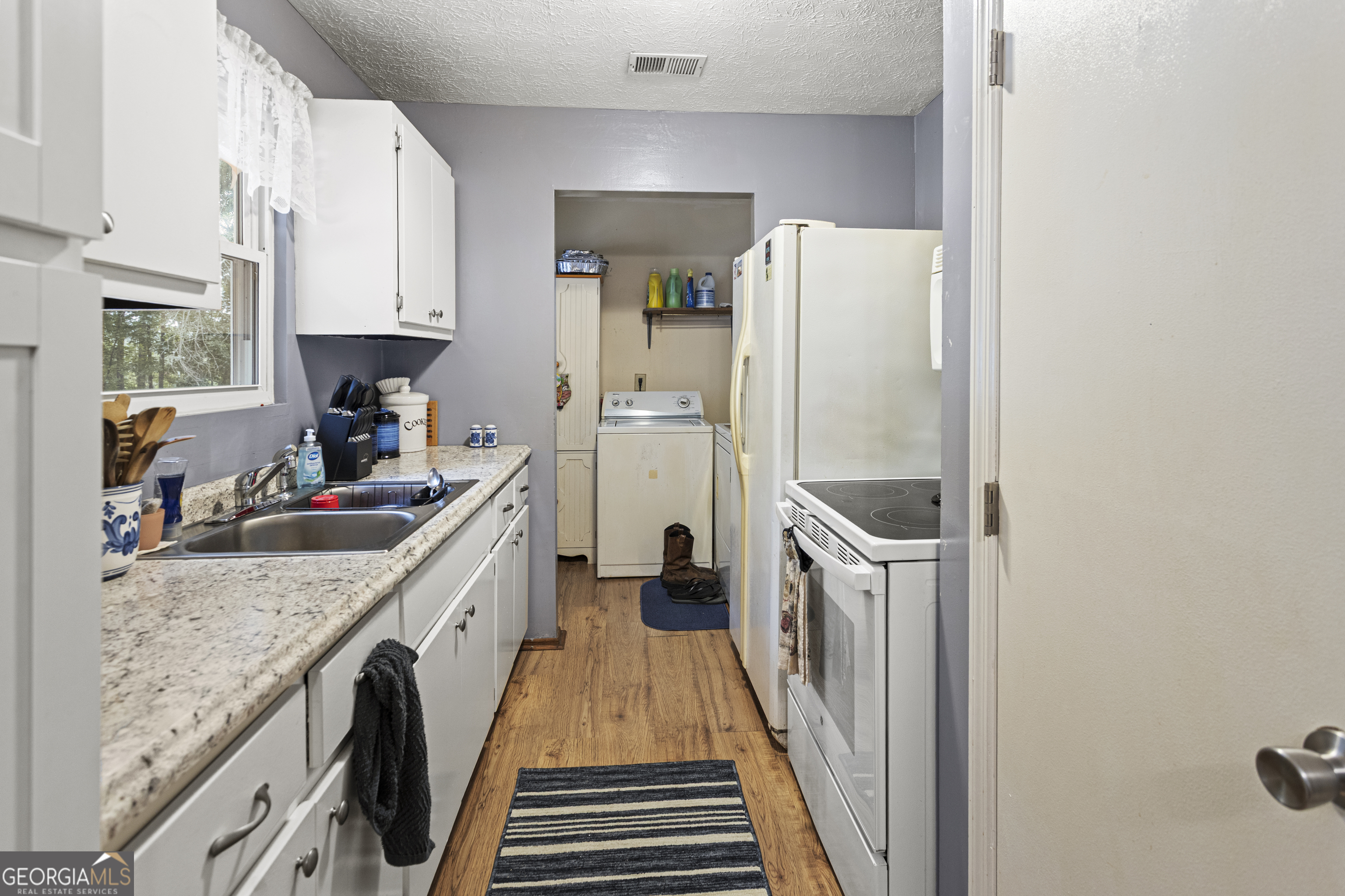554 Rabitsch Road Property Photo 6
