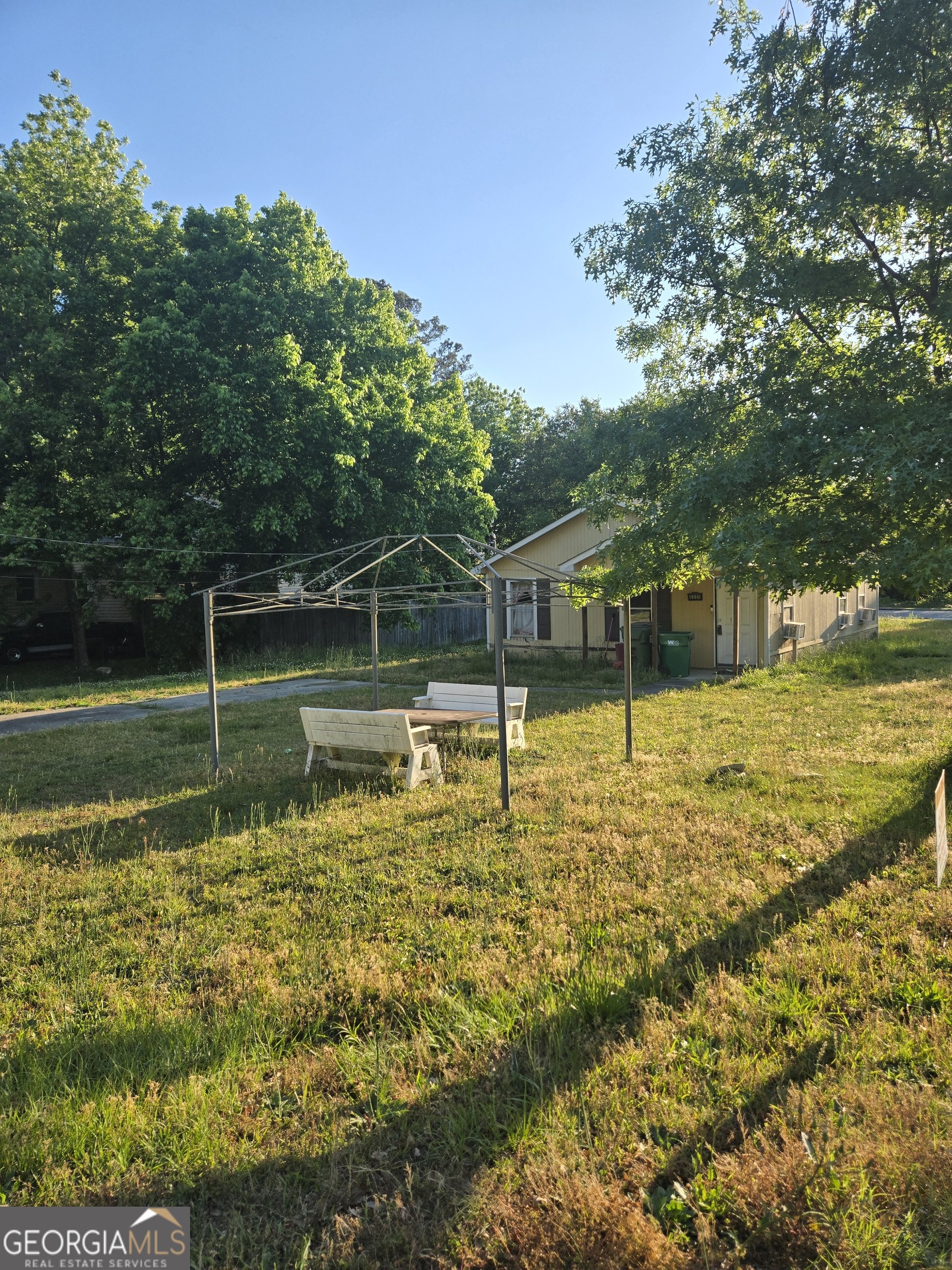 5201 Albert Drive Property Photo 7