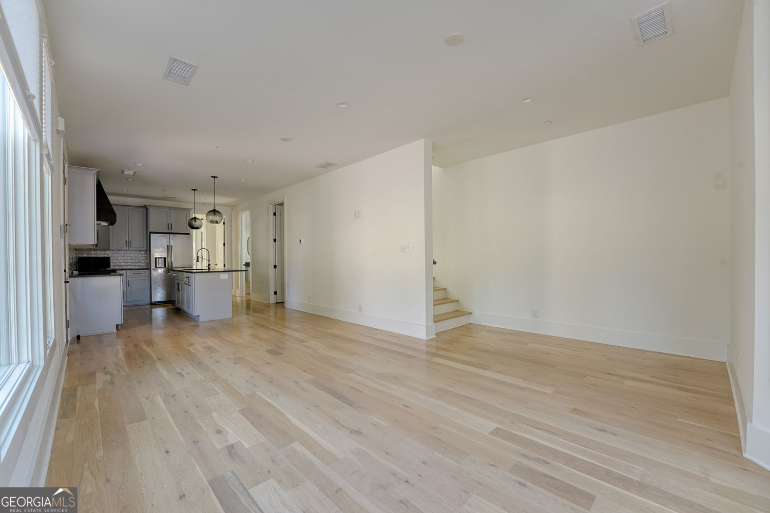 290 2nd Street Property Photo 22