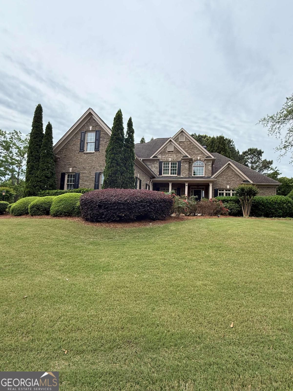 2401 Floral Valley Drive Property Photo 1