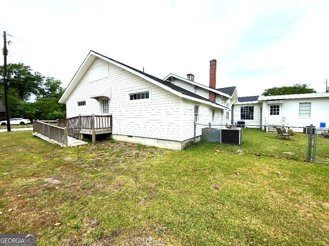425 W Church Street Property Photo 3