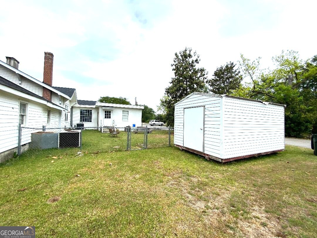 425 W Church Street Property Photo 5