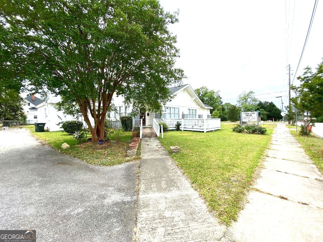 425 W Church Street Property Photo 18