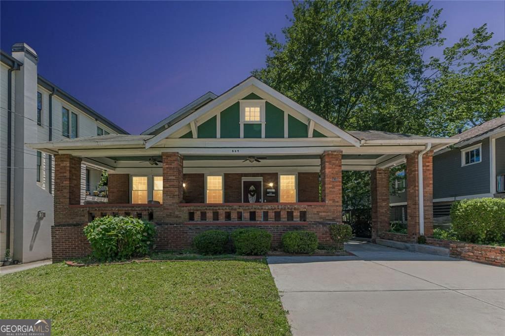 537 Winton Terrace NE Property Photo 1