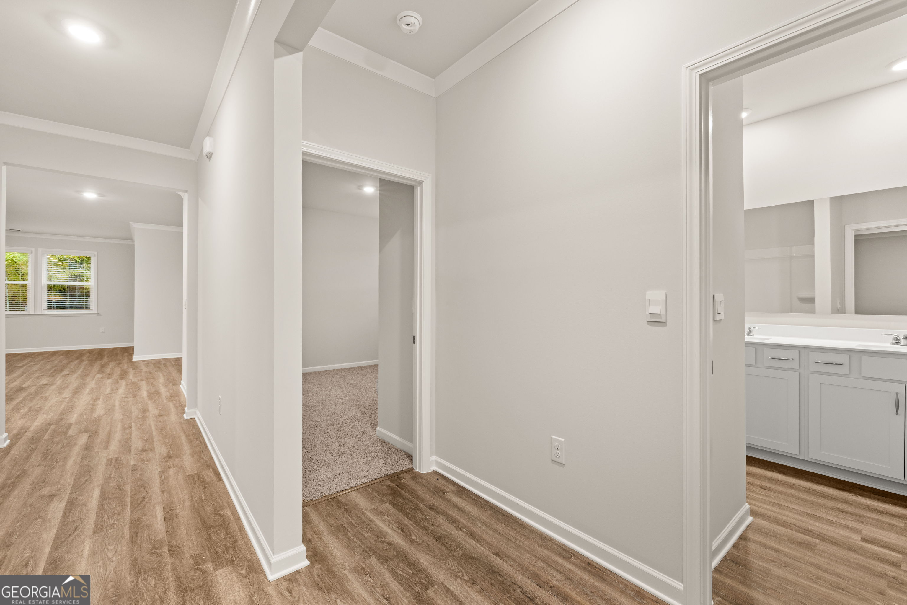 1180 Amerson Street # 44 Property Photo 14