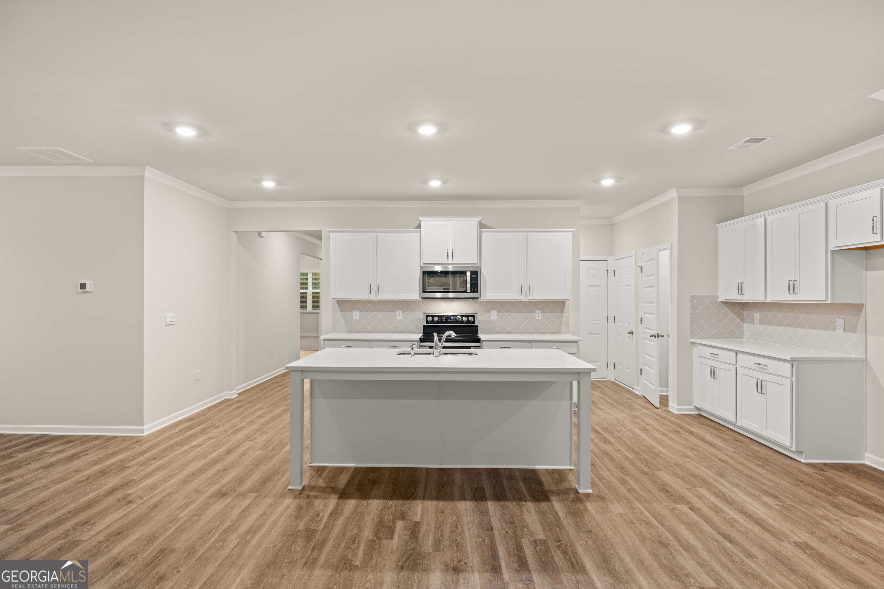 1180 Amerson Street # 44 Property Photo 17