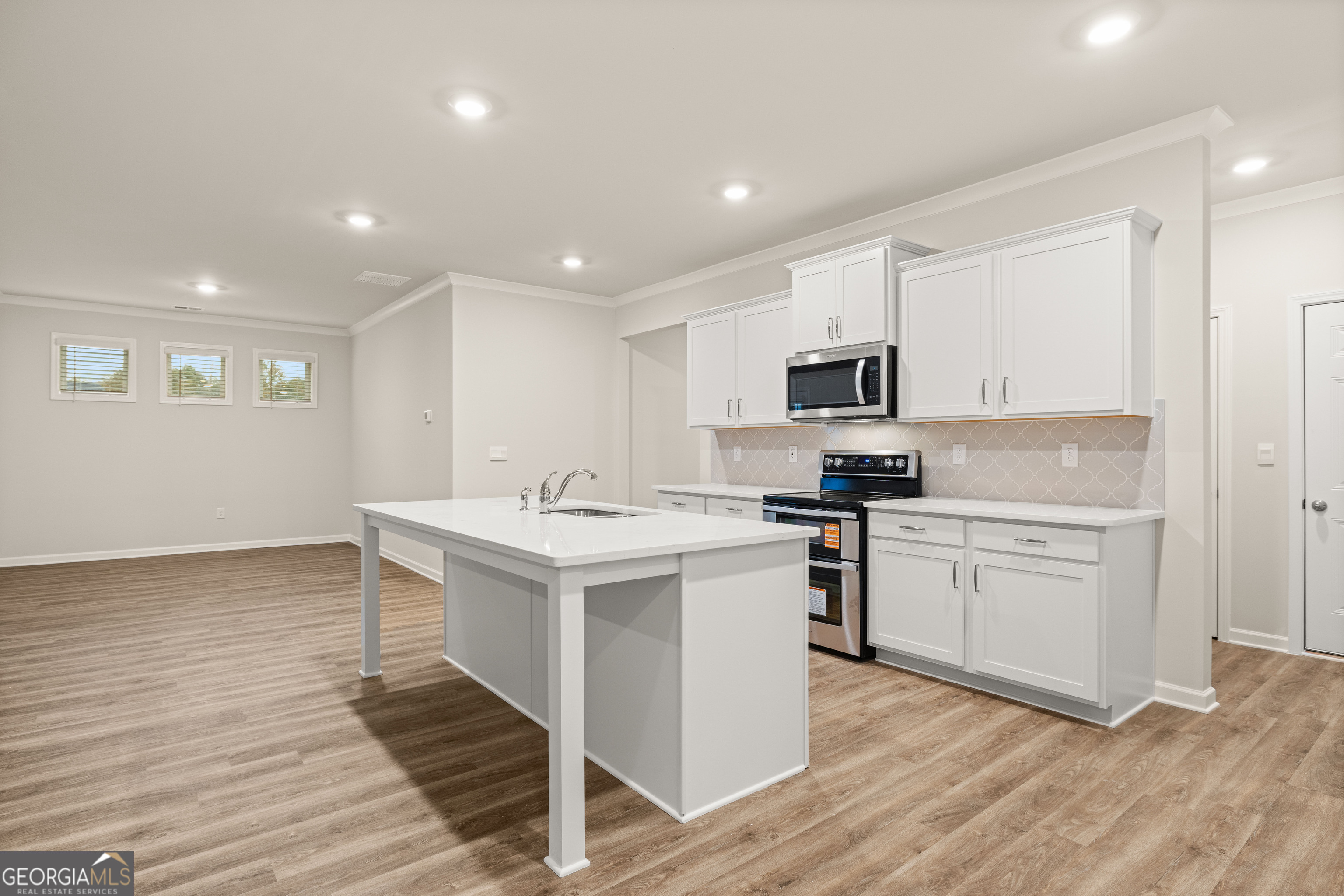 1180 Amerson Street # 44 Property Photo 18