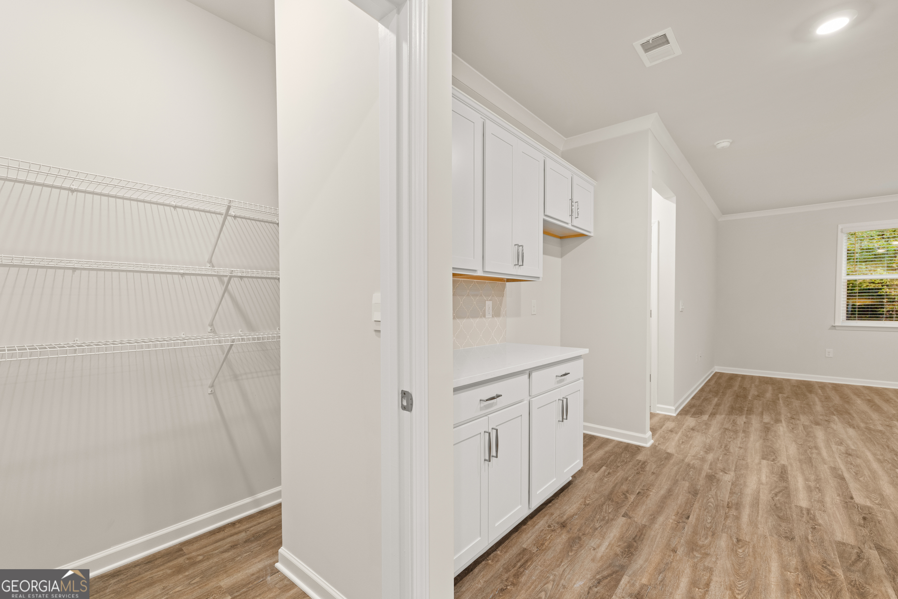 1180 Amerson Street # 44 Property Photo 22