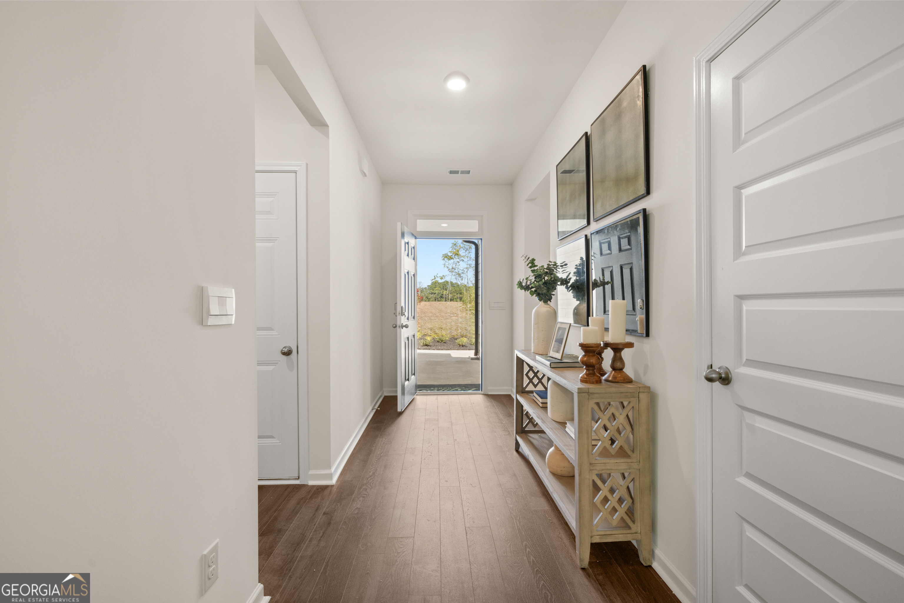 1011 Amerson Street # 33 Property Photo 12