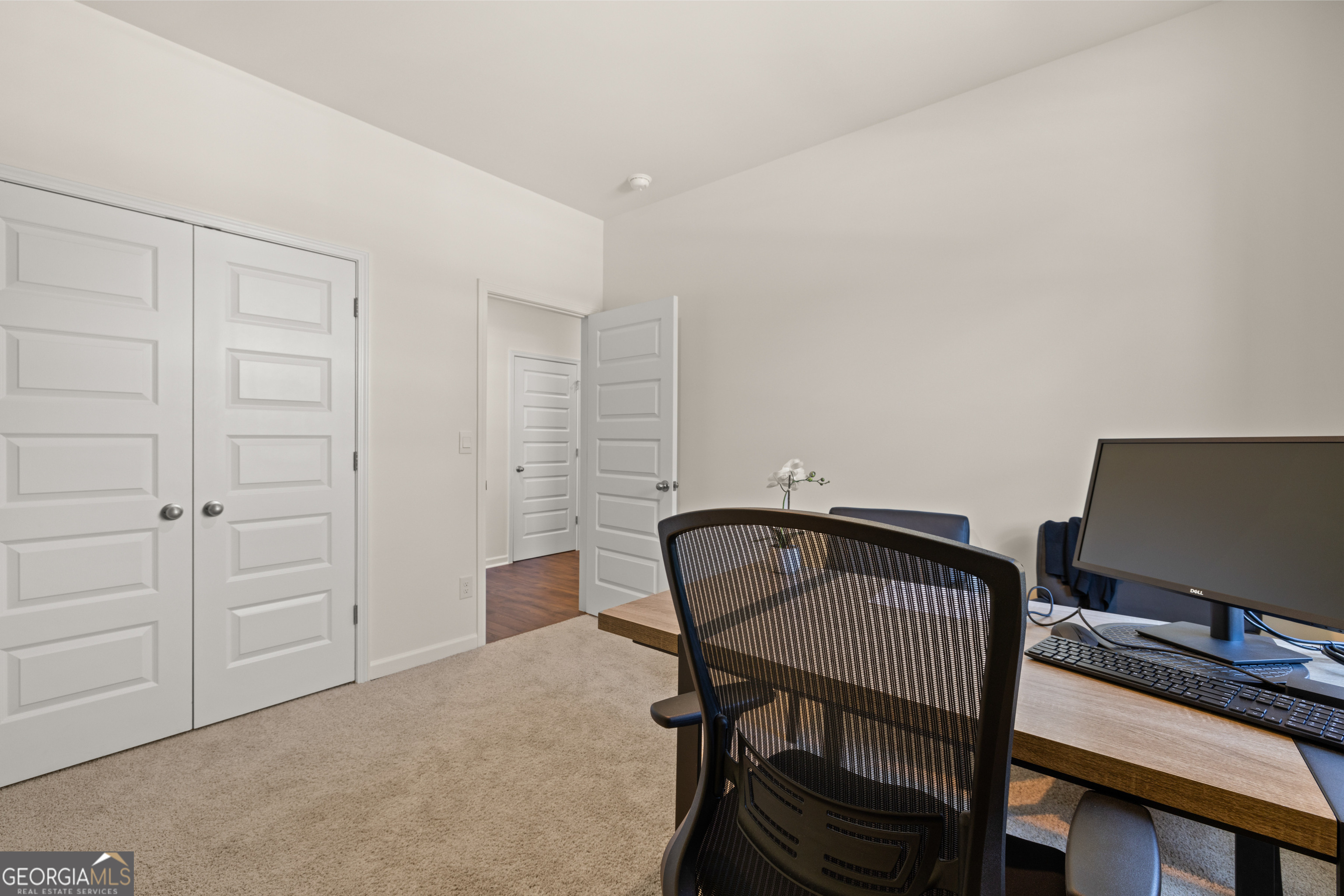1011 Amerson Street # 33 Property Photo 33